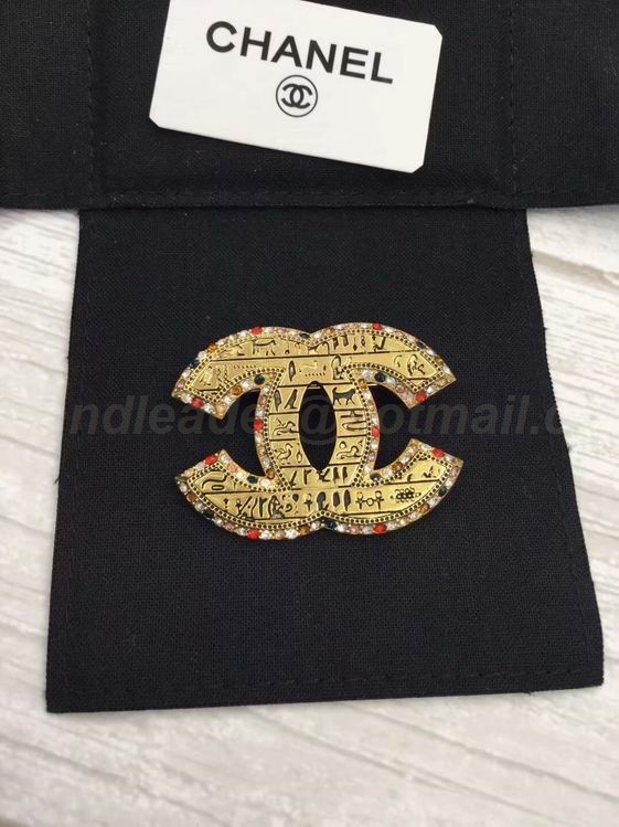 Chanel Brooch 102